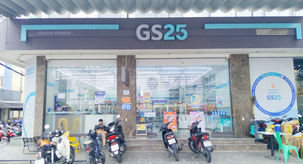 GS25 Huỳnh Thiện Lộc - hình 1