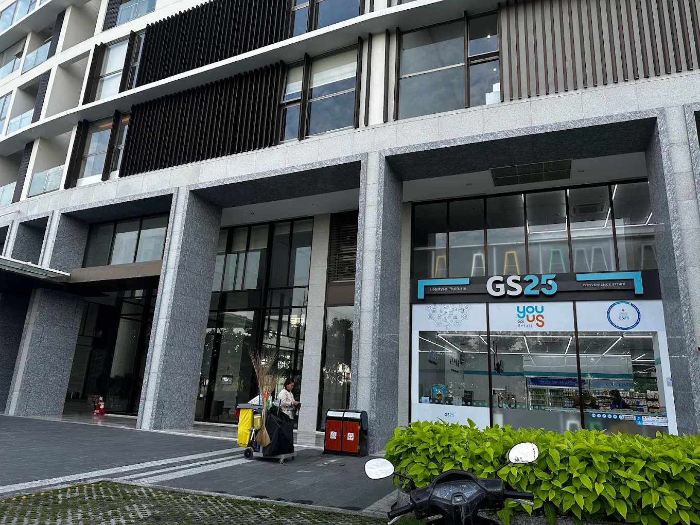 GS25 Midtown M8 - hình 2